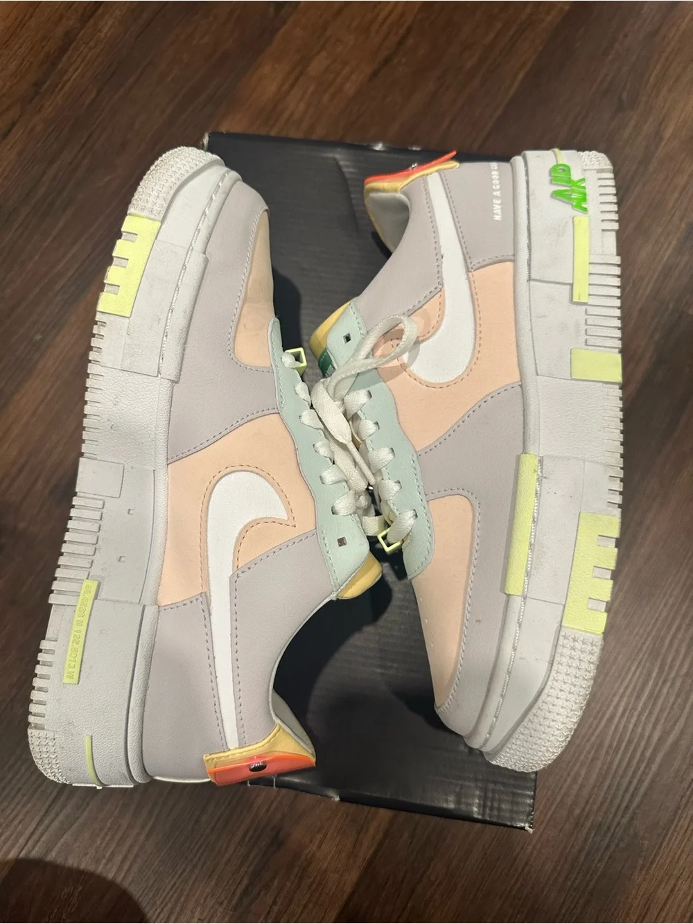 Nike Women’s Pixel Air Force 1